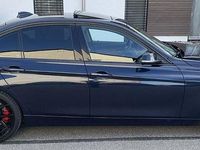 Gebraucht BMW 330 Luxury Line 258 PS (189 kW) 2014 Blau Limousine