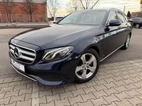 Gebraucht Mercedes E220 Avantgarde 194 PS (142 kW) 2016 Blau Kombi
