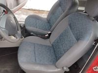 Gebraucht Renault Twingo Authentique 58 PS (42 kW) 2009 Rot Kleinwagen