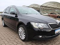 Gebraucht Skoda Superb Exclusive 170 PS (125 kW) 2015 Schwarz Kombi
