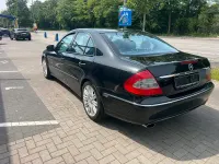 Gebraucht Mercedes E280 Avantgarde 190 PS (139 kW) 2008 Schwarz Limousine