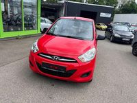Gebraucht Hyundai i10 Classic 67 PS (49 kW) 2012 Rot Kleinwagen