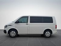 Second-hand VW Multivan 150 CP (110 kW) 2022 Alb Monovolum