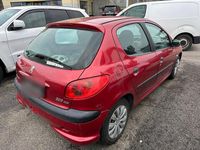 Gebraucht Peugeot 206 68 PS (50 kW) 2004 Rot Kleinwagen