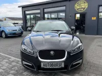 Gebraucht Jaguar XF S 275 PS (202 kW) 2012 Midnight black Limousine