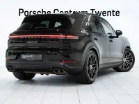 Gebraucht Porsche Cayenne S E-Hybrid 519 PS (381 kW) 2024 Schwarz SUV