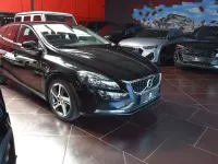 Gebraucht Volvo V40 Kinetic 120 PS (88 kW) 2016 Schwarz Limousine