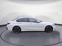 Gebraucht BMW 320 Performance 190 PS (139 kW) 2024 Weiß Limousine