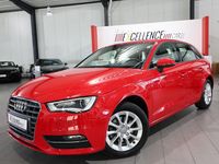 Gebraucht Audi A3 Attraction 150 PS (110 kW) 2015 Rot Limousine