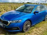 Gebraucht Skoda Octavia Clever 110 PS (80 kW) 2022 Blau Kombi