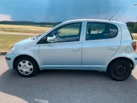 Gebraucht Toyota Yaris 65 PS (47 kW) 2003 Blau Kleinwagen