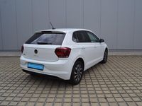 Gebraucht VW Polo Active 95 PS (69 kW) 2021 Pure white Kleinwagen
