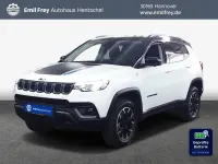 Gebraucht Jeep Compass Trailhawk 181 PS (133 kW) 2024 Alpine white SUV