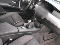 Gebraucht BMW 525 197 PS (144 kW) 2008 Schwarz Limousine