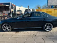 Gebraucht Mercedes E220 194 PS (142 kW) 2016 Schwarz Limousine