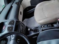 Gebraucht Peugeot 206 Roland Garros 75 PS (55 kW) 1999 Grün Kleinwagen