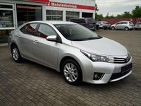 Gebraucht Toyota Corolla Life+ 132 PS (97 kW) 2015 Silber Limousine
