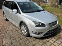 Używany Ford Focus 136 KM (100 kW) 2007 Srebrny Kombi