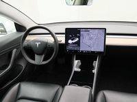 Gebraucht Tesla Model 3 Standard Range 225 kW (306 PS) 2020 Weiß Limousine