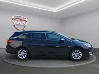 Gebraucht Opel Astra 131 PS (96 kW) 2022 Schwarz Kleinwagen
