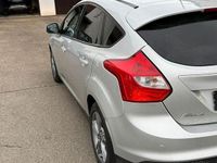Gebraucht Ford Focus SYNC Edition 125 PS (91 kW) 2014 Silber Limousine