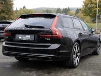 Second-hand Volvo V90 Plus 455 CP (334 kW) 2025 Negru Break
