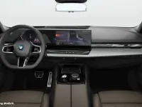 Gebraucht BMW i5 M Sport 250 kW (340 PS) 2023 M brooklyn grau Limousine
