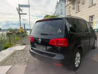 Gebraucht VW Touran 105 PS (77 kW) 2012 Schwarz Van / Kleinbus