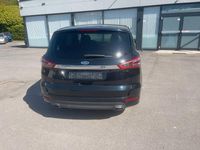 Second-hand Ford S-MAX Titanium 179 CP (131 kW) 2017 Negru Monovolum
