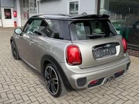 Gebraucht Mini John Cooper Works 231 PS (169 kW) 2019 Melting silver Kleinwagen