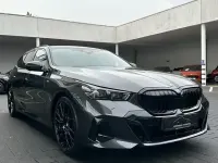 Gebraucht BMW 520 M Sport 197 PS (144 kW) 2025 Grau Kombi