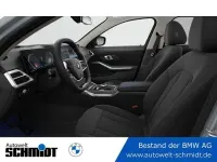 Gebraucht BMW 320 Comfort Edition 184 PS (135 kW) 2025 Skyscraper grau Kombi