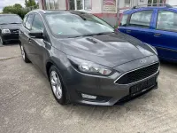 Gebraucht Ford Focus Titanium 120 PS (88 kW) 2016 Grau Kombi