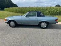 Gebraucht Mercedes SL380 204 PS (150 kW) 1985 Blau Cabrio
