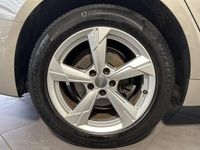 Gebraucht Audi A6 Sport 204 PS (150 kW) 2020 Karatbeige Kombi