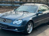 Gebraucht Mercedes CLK320 218 PS (160 kW) 2004 Blau Coupé