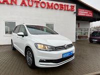 Gebraucht VW Touran Sound 110 PS (80 kW) 2018 Weiß Van / Kleinbus
