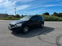 Gebraucht Volvo XC60 196 PS (144 kW) 2013 Schwarz SUV