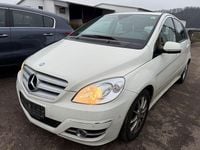 Gebraucht Mercedes B200 136 PS (100 kW) 2009 Weiß Van / Kleinbus