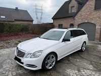 Gebraucht Mercedes E220 Avantgarde 170 PS (125 kW) 2012 Weiß Kombi