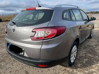 Gebraucht Renault Mégane GrandTour 110 PS (80 kW) 2012 Grau Kombi