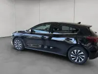 Neu Ford Focus Titanium 155 PS (114 kW) 2026 Schwarz Limousine