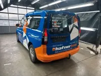 Second-hand VW Caddy 102 CP (75 kW) 2022 Albastru Monovolum