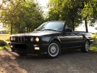 Gebraucht BMW 320 Cabriolet Sport Line 129 PS (94 kW) 1990 Schwarz Cabrio