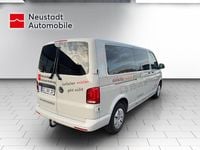 Gebraucht VW Caravelle Trendline 150 PS (110 kW) 2024 Grau Van