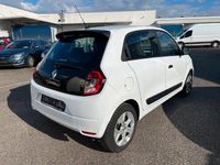 Gebraucht Renault Twingo Life 65 PS (47 kW) 2021 Weiß Kleinwagen