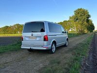 Gebraucht VW Multivan Generation Six 150 PS (110 kW) 2020 Silber Van