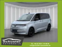 Gebraucht VW Multivan Style 150 PS (110 kW) 2024 Reflexsilber metallic Van / Kleinbus