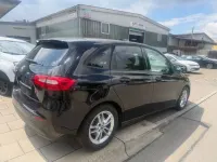 Gebraucht Mercedes B180 116 PS (85 kW) 2020 Schwarz Kleinwagen