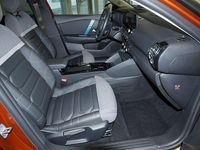 Gebraucht Citroën e-C4 Shine 100 kW (136 PS) 2021 Braun Limousine